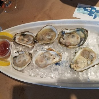 Ben's Crab - VERY FRESH OYSTERS! - Seafood Near Me - Oceanside, New York