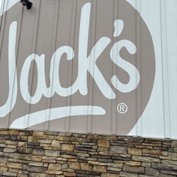 Jack's Family Restaurant - Outside