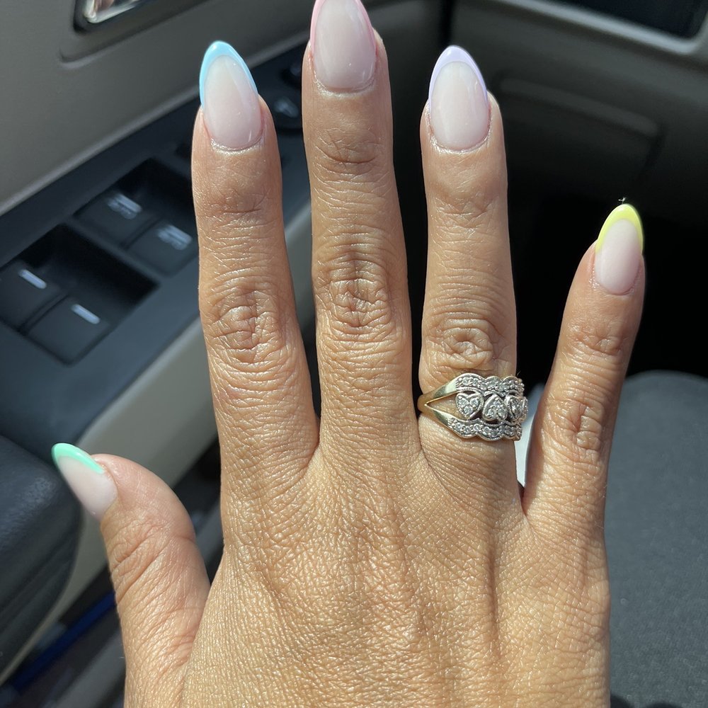 Bella Spatique Too - Nail Salons Near Me - Sugar Land, Texas