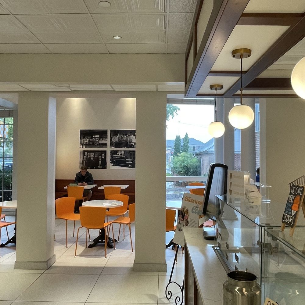 UT Creamery - Love the orange and white decor. Perfectly pristine. - Ice Cream & Frozen Yogurt Near Me - Knoxville, Tennessee UT Creamery - Love the orange and white decor. Perfectly pristine. - Ice Cream & Frozen Yogurt Near Me - Knoxville, Tennessee