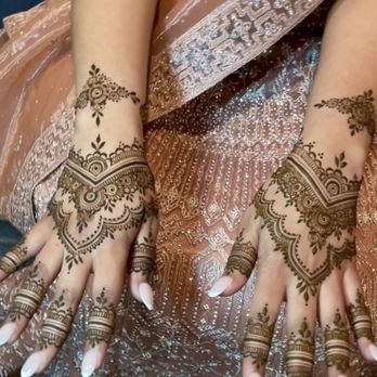Henna Style By Arati - Henna Artists Near Me Henna Style By Arati - Henna Artists Near Me
