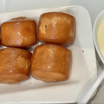 Mama Lu's Dumpling House - Fried coconut bun with condensed milk - Dim Sum Near Me - Beverly Hills, California Mama Lu's Dumpling House - Fried coconut bun with condensed milk - Dim Sum Near Me - Beverly Hills, California
