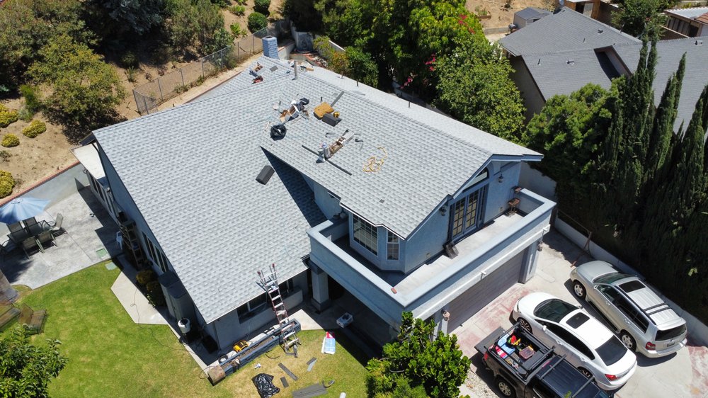 Slide of Ruiz Roofing