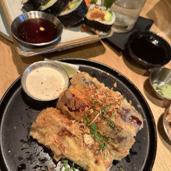 SUSHI-SAN - Sushi Bars Near Me - Chicago, Illinois SUSHI-SAN - Sushi Bars Near Me - Chicago, Illinois