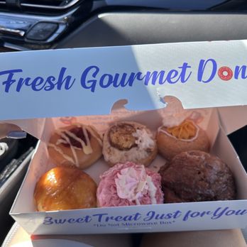 Mojo Donuts - Donuts Near Me - Pembroke Pines, Florida