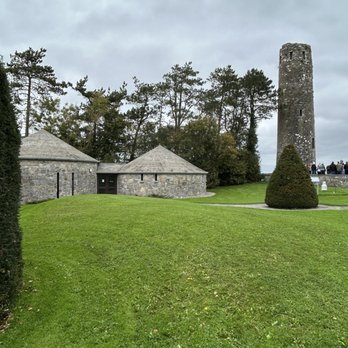 Clonmacnoise - Landmarks & Historical Buildings Near Me