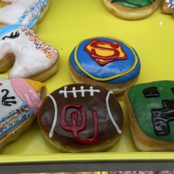 Sweet Mong Donuts and Bakery