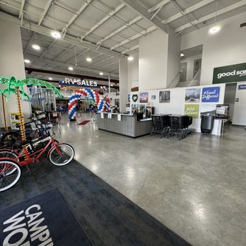 Camping World - New Braunfels - RV Dealers Near Me - New Braunfels, Texas