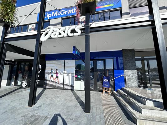 asics outlet westgate