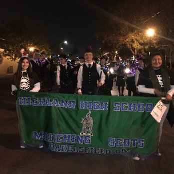 Bakersfield Christmas Parade - Bakersfield Christmas Parade 2017 - Highland Scots Pipes & Drums #Bagpiper #PrideinthePLAID #Scotsmen #KernCountyPipeBand - Festivals Near Me - Bakersfield, California