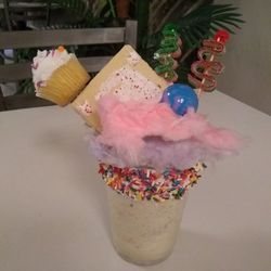 Castaway Cafe - The Royale Milkshake at Castaway Cafe