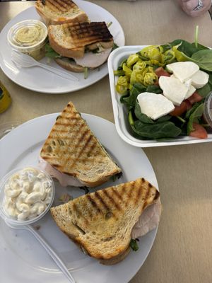 Hugo's Deli by null