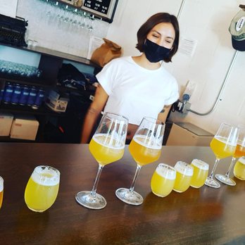Unseen Creatures Brewing - Isabella was amazing! - Breweries Near Me - Miami, Florida