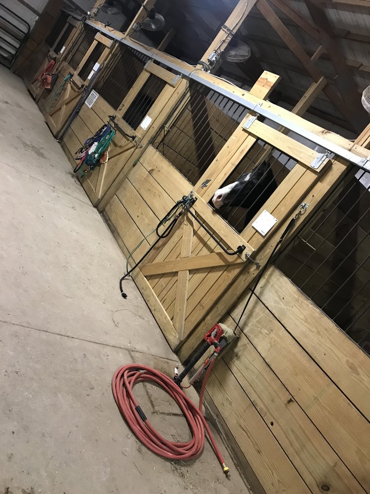 Byrnes Mill Stables - equestrian in Byrnes Mill, MO