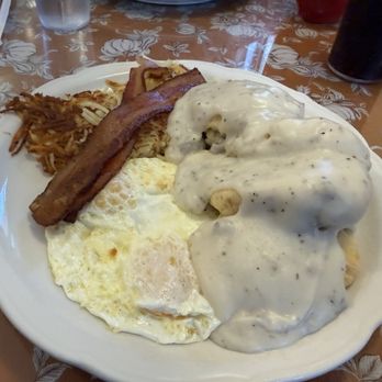 The Cup Cafe - Biscuits and gravy - Breakfast & Brunch Near Me - Reno, Nevada
