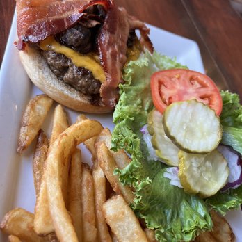 Haunted Hamburger - Best I have ever had for taste and crisp fries - Burgers Near Me - Jerome, Arizona Haunted Hamburger - Best I have ever had for taste and crisp fries - Burgers Near Me - Jerome, Arizona