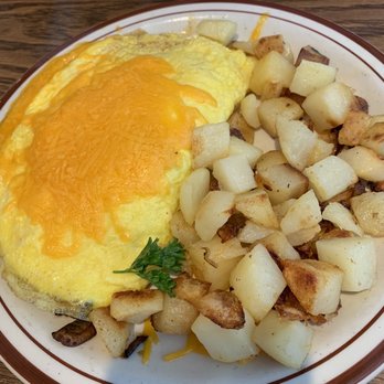 Stagecoach Restaurant - Ultimate omelette-4 eggs - American Near Me - Elk Grove, California