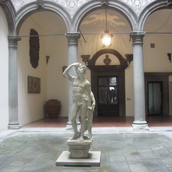 Palazzo Bartolini-Stalimbeni - Courtyard - Landmarks & Historical Buildings Near Me - Florence, FI