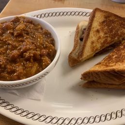 Texas Bacon Grilled Cheese and Bowl of Chili Texas Bacon Grilled Cheese and Bowl of Chili
