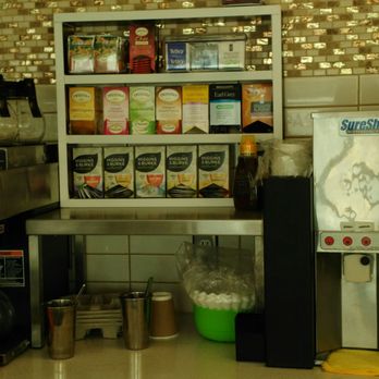 Fresh Choice Cafe - Good variety of teas to choose from. - Cafes Near Me - Toronto, Ontario