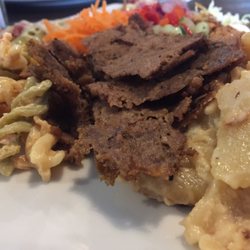 Pizzeria Uskudar Kebab - Kebab, au gratin potatoes, pasta salad