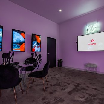 StarBase - NFT Gallery inside StarBase - Venues & Event Spaces Near Me - Las Vegas, Nevada StarBase - NFT Gallery inside StarBase - Venues & Event Spaces Near Me - Las Vegas, Nevada