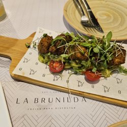 La Brunilda - Cajun chicken with guacamole (6.90€)