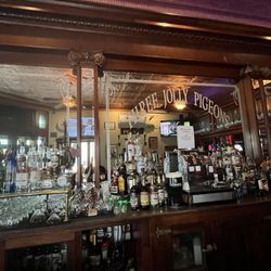 Three Jolly Pigeons - Interior Bar area