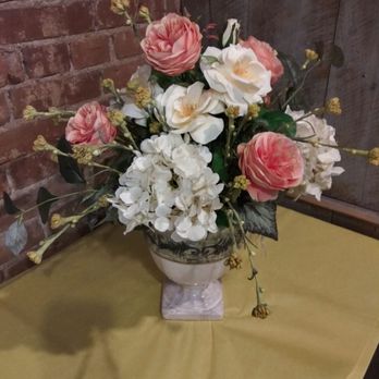 Bonnie August Florals - Silks - Florists Near Me - Beaver, Pennsylvania Bonnie August Florals - Silks - Florists Near Me - Beaver, Pennsylvania