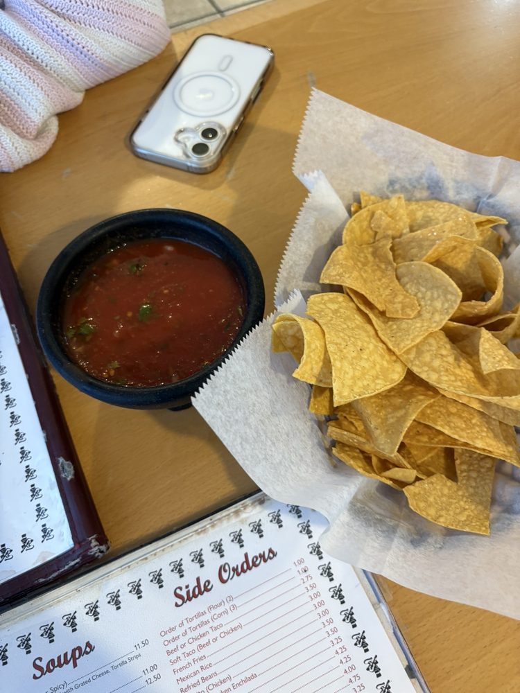 El Maguey Mexican Restaurant Logo