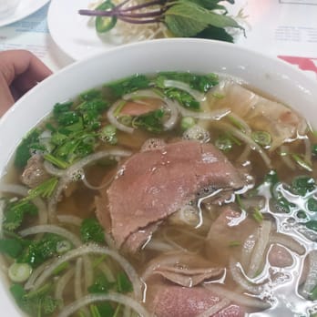 Le’s Pho Restaurant - 14 large - Vietnamese Near Me - Everett, Washington Le’s Pho Restaurant - 14 large - Vietnamese Near Me - Everett, Washington