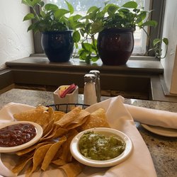 Lewis and Clark's - Guacamole , Salsa & Chips