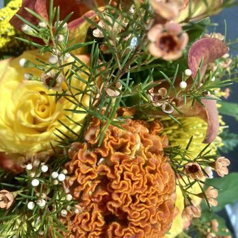 Lindale Floral Shop - Autumn arrangement - Florists Near Me - Lindale, Texas