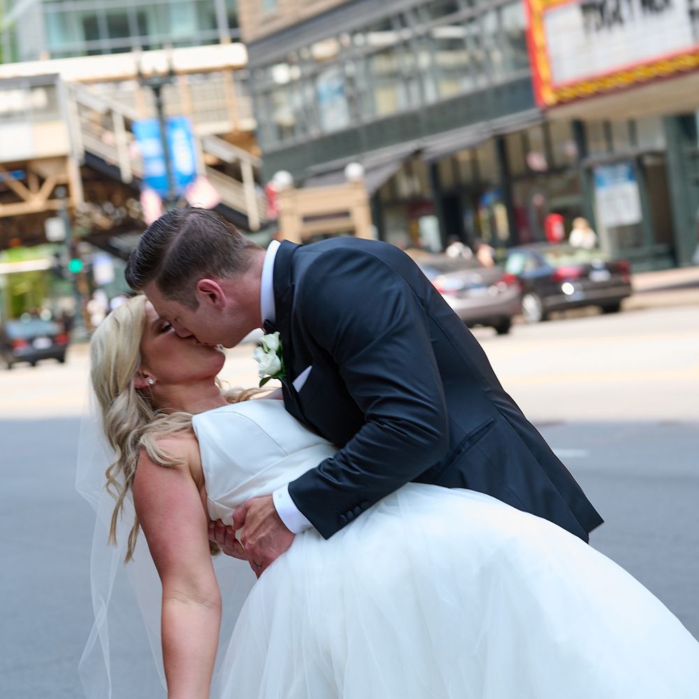 Echo Limousine - Limos Near Me - Chicago, Illinois Echo Limousine - Limos Near Me - Chicago, Illinois