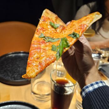 Zazas Pizzeria - NY classic cheese slice - Pizza Near Me - Chicago, Illinois Zazas Pizzeria - NY classic cheese slice - Pizza Near Me - Chicago, Illinois