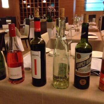 Damasqueros - All the great pairings, making it perfect harmony with the dishes! - Spanish Near Me - Granada, GR