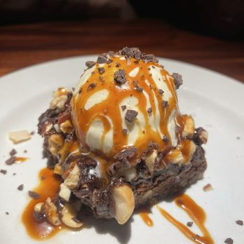 Hillstone Restaurant - Brownie - New American Near Me - New York, New York Hillstone Restaurant - Brownie - New American Near Me - New York, New York
