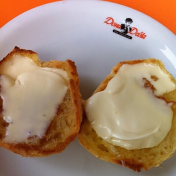 Dona Deôla Padaria & Cia - Pão de queijo na chapa com requeijão. - Bakeries Near Me - São Paulo, SP Dona Deôla Padaria & Cia - Pão de queijo na chapa com requeijão. - Bakeries Near Me - São Paulo, SP
