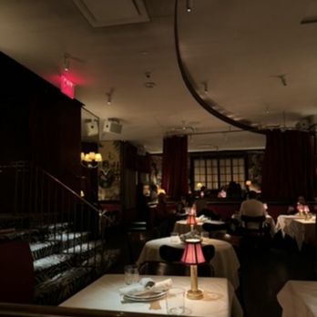 Monkey Bar - Part of the dining area - American Near Me - New York, New York