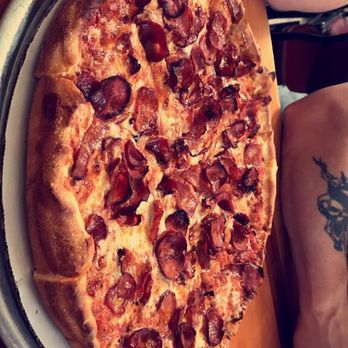 G&S Pizza - Large Linguica pizza - Pizza Near Me - New Bedford, Massachusetts G&S Pizza - Large Linguica pizza - Pizza Near Me - New Bedford, Massachusetts
