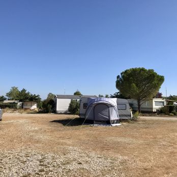 Pizzeria Capri - Campingplatz bei Vinon sur Verdon. - Hotels & Travel Near Me - Wattwil, SG Pizzeria Capri - Campingplatz bei Vinon sur Verdon. - Hotels & Travel Near Me - Wattwil, SG