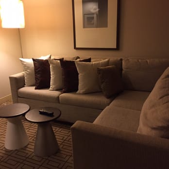 Renaissance Austin Hotel - Living room area. - Hotels Near Me - Austin, Texas Renaissance Austin Hotel - Living room area. - Hotels Near Me - Austin, Texas