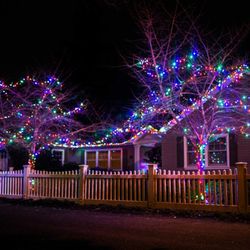 The Christmas Light Pros - Central Marin Christmas Lights Installed