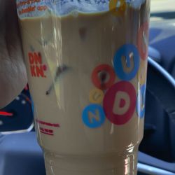 Dunkin' - Large Vanilla Iced Latte
