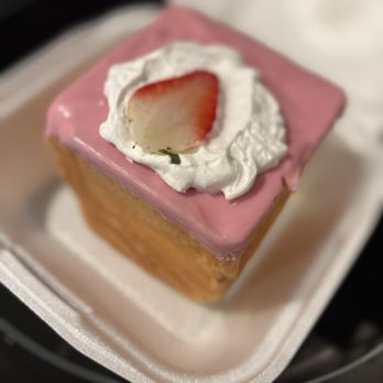 Chiffon Culture Bakery Cafe - Croissant cube - Bakeries Near Me - Orlando, Florida Chiffon Culture Bakery Cafe - Croissant cube - Bakeries Near Me - Orlando, Florida