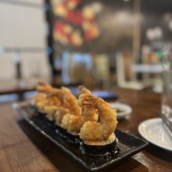 Ika Sushi - Rock Shrimp Tempura Roll ...... Delicious !!