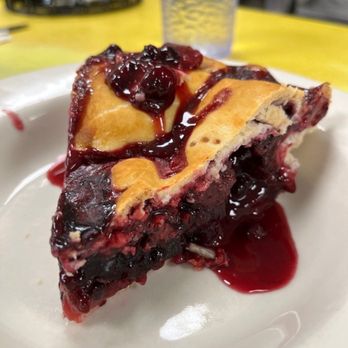Moody's Diner - A slice of four-berry pie. Absolutely delicious. - Diners Near Me - Waldoboro, Maine Moody's Diner - A slice of four-berry pie. Absolutely delicious. - Diners Near Me - Waldoboro, Maine