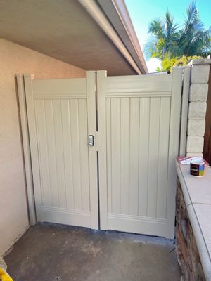 Vinyl - Weatherproof - Stunning Never Sag Gates designed to last a lifetime (and include lifetime warranties) - Our lifetime "Never Sag" vinyl gates are guaranteed to look beautiful and work perfectly year after year Vinyl - Weatherproof - Stunning Never Sag Gates designed to last a lifetime (and include lifetime warranties) - Our lifetime "Never Sag" vinyl gates are guaranteed to look beautiful and work perfectly year after year