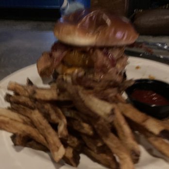 Braddock's Restaurant and Tavern - Rodeo burger - Breakfast & Brunch Near Me - Farmington, Pennsylvania Braddock's Restaurant and Tavern - Rodeo burger - Breakfast & Brunch Near Me - Farmington, Pennsylvania