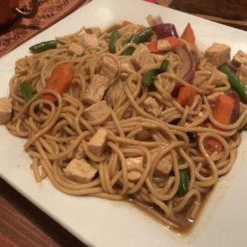 Inca's Peruvian Cuisine - Tofu Saltado. Tastes like very salty take out. Not recommended. - Latin American Near Me - Tucson, Arizona